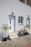 Apartments Siblings - New