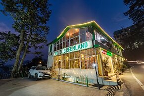 Treebo Greenland, Mall Road