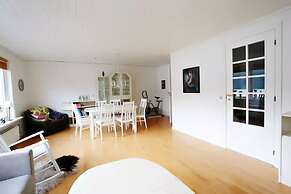 Liljulon - Views - Location