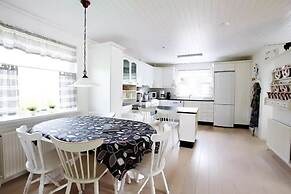 Liljulon - Views - Location