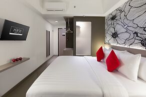 Hotel Neo Gading Solo