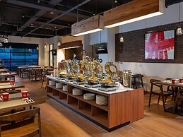 Hotel Neo Gading Solo