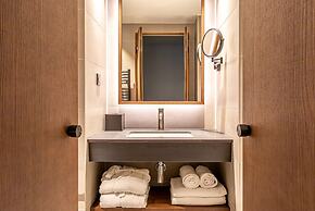 Le Bellune Paris Hotel & Spa