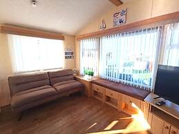 Sea and Mountain View Sunbeach Holiday Snowdonia