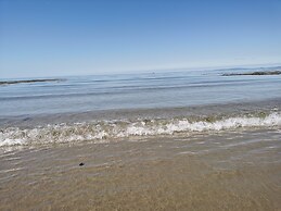 Sea and Mountain View Sunbeach Holiday Snowdonia