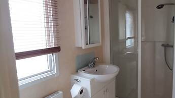 Sea and Mountain View Sunbeach Holiday Snowdonia