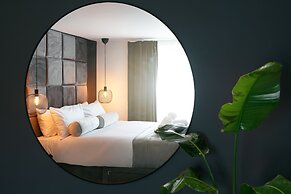 Luxe Experience - Premium Central House