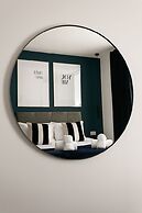 Luxe Experience - Premium Central House