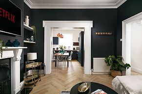 Luxe Experience - Premium Central House