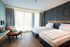 LOGINN Hotel Berlin Airport