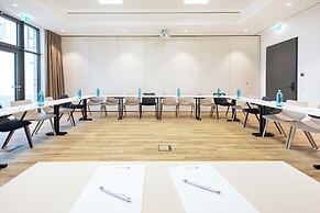 LOGINN Hotel Berlin Airport