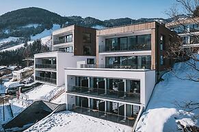 Nikolaus by AvenidA Zell am See