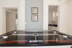 6 Bedroom Private Pool Hom Watersong Resort 6 Home by Redawning