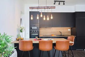 Hedera Estate, Hedera A15