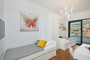 Hedera Estate, Hedera A15