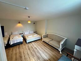 Serez Otel Alaçatı by La Mira