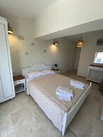 Serez Otel Alaçatı by La Mira