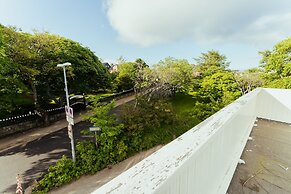 Large Penthouse Apt - Downtown - Marina