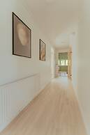 Large Penthouse Apt - Downtown - Marina