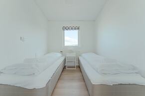 Large Penthouse Apt - Downtown - Marina