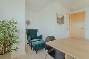 Large Penthouse Apt - Downtown - Marina