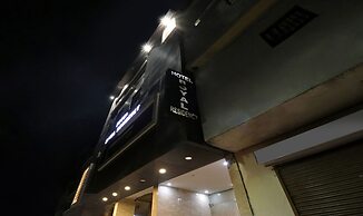 Itsy Hotels Royal Residency