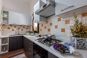 Villino Coralla 2 Bedrooms Apartment in Alghero