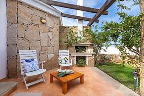 Villino Coralla 2 Bedrooms Apartment in Alghero