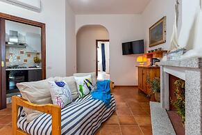 Villino Coralla 2 Bedrooms Apartment in Alghero