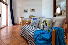 Villino Coralla 2 Bedrooms Apartment in Alghero