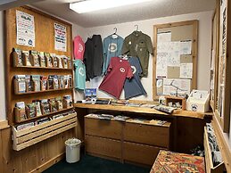 Boulder Bear Motor Lodge