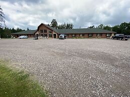 Boulder Bear Motor Lodge