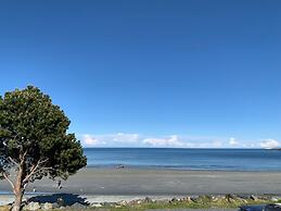 Metchosin Beach House