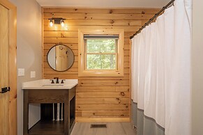 Hilltop Hideaway by Taylor Made Deep Creek