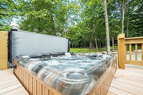 Hilltop Hideaway by Taylor Made Deep Creek