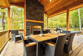 Hilltop Hideaway by Taylor Made Deep Creek