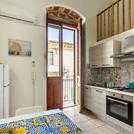 Sr-a522-linn12a1 - Hexagon House