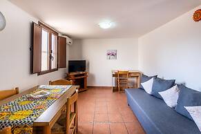 Sr-a522-linn12b1 - Hexagon Holiday