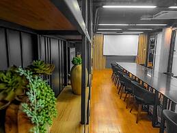 12 The Residence Hotel