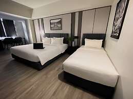 12 The Residence Hotel