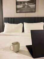 12 The Residence Hotel