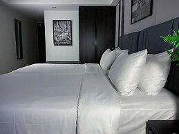 12 The Residence Hotel