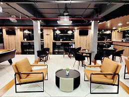 12 The Residence Hotel