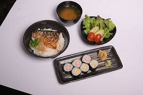 12 The Residence Hotel