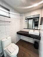 12 The Residence Hotel