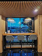 12 The Residence Hotel