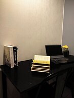 12 The Residence Hotel