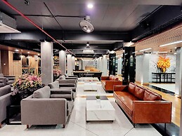 12 The Residence Hotel