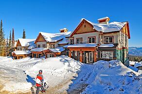 Towering Pines Chalet - Comfortable and Cozy Chalet with Spectacular V