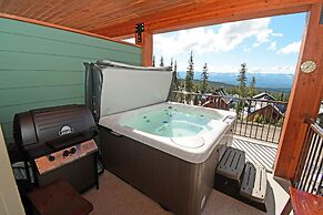 Towering Pines Chalet - Comfortable and Cozy Chalet with Spectacular V